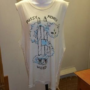 ISO LOOKING FOR UNIF TANK TOP SHIRT PUSSY MONEY WEED